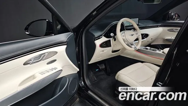 Genesis GV70 Electrified GV70 — Фото автомобиля 11