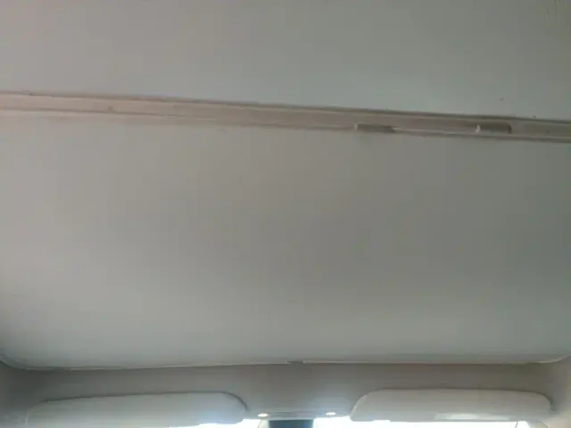 Tesla Model Y — Фото автомобиля 8
