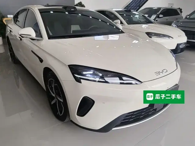 BYD Seal 07 DM-i — Фото автомобиля 3