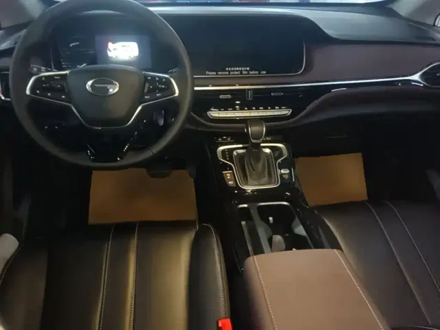 GAC Trumpchi M6 — Фото автомобиля 9