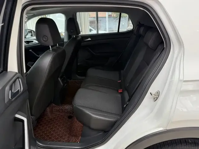 Volkswagen Tanying 2021 1.5L Automatic Smart Connect Edition — Фото автомобиля 18