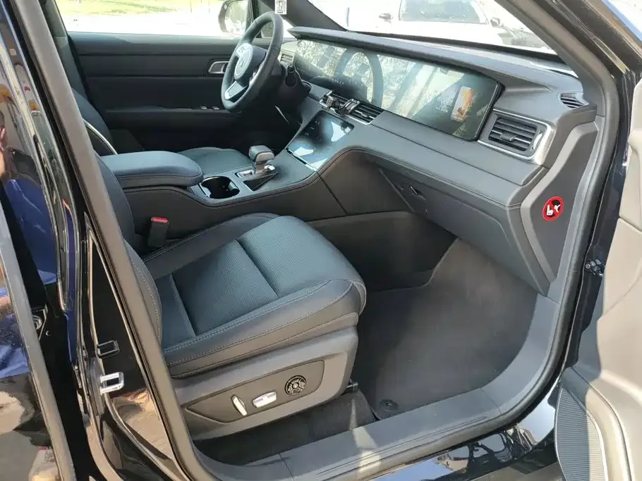 Li Auto Li ONE 2021 Extended Range 6-Seater — Фото автомобиля 8
