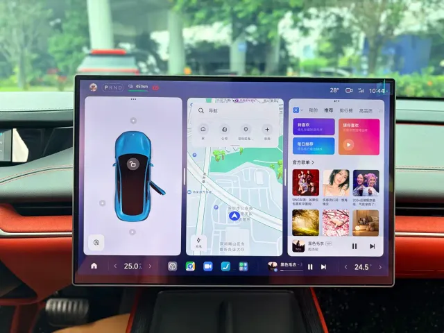 Xiaomi SU7 — Фото автомобиля 15