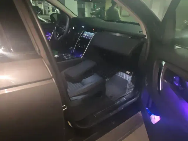 Land Rover Discovery Sport — Фото автомобиля 19