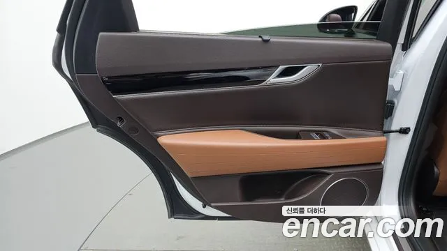 Genesis G80 RG3 — Фото автомобиля 14