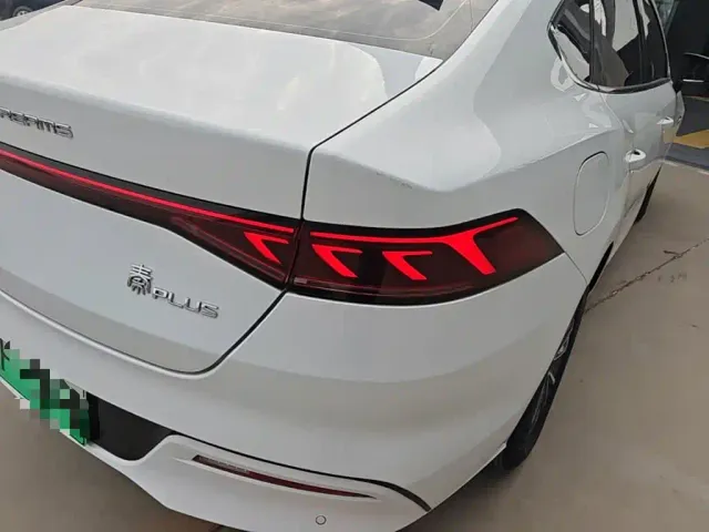 BYD Qin PLUS — Фото автомобиля 7