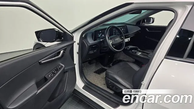 Kia EV6 — Фото автомобиля 11