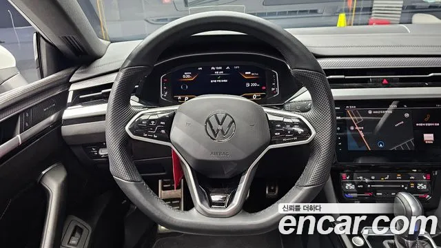 Volkswagen Arteon Arteon 2.0 TDI R-LINE 4Motion — Фото автомобиля 13