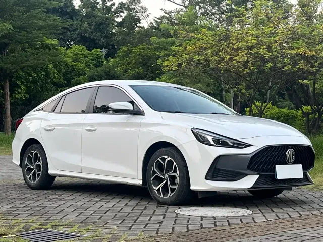 MG 5 — Фото автомобиля 3