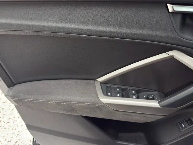 Audi Q3 — Фото автомобиля 10