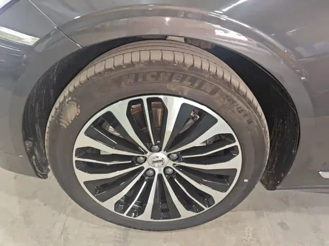 Volvo S90 — Фото автомобиля 22