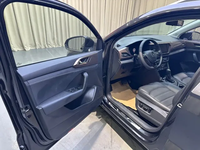 Volkswagen Tharu — Фото автомобиля 8