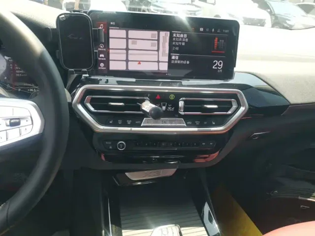 BMW X3 — Фото автомобиля 12