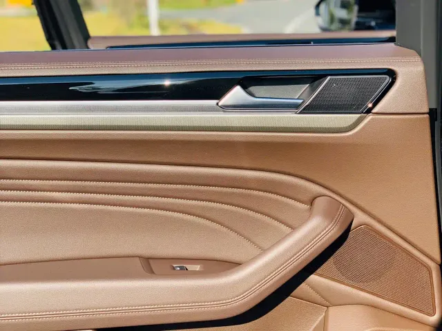 Volkswagen Phideon — Фото автомобиля 26