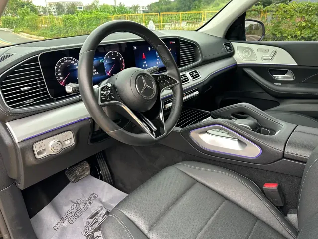 Mercedes-Benz GLE-Class — Фото автомобиля 6