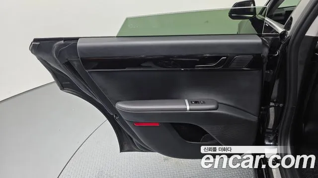 Hyundai Grandeur GN7 — Фото автомобиля 14