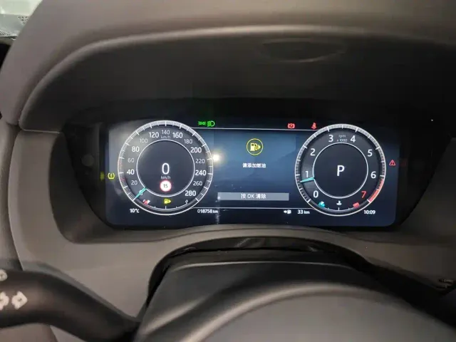 Jaguar XEL — Фото автомобиля 3