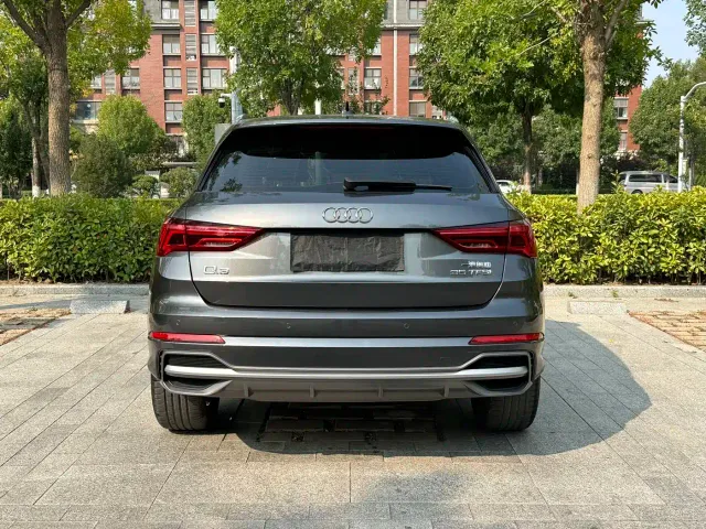 Audi Q3 — Фото автомобиля 5