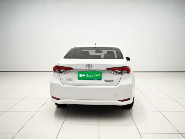 Toyota Corolla — Фото автомобиля 5