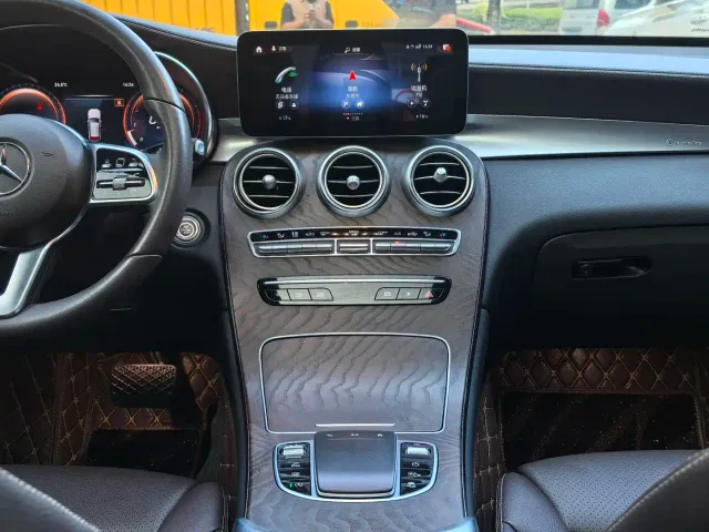 Mercedes-Benz GLC-Class — Фото автомобиля 11