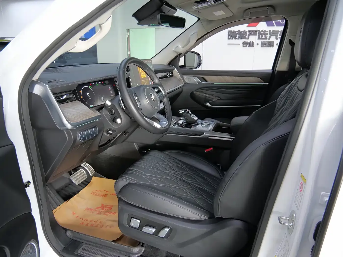 Tank Tank 500 2022 3.0T Business Edition Zaojing 5-Seater — Фото автомобиля 8
