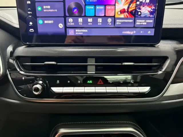 Haval H6 — Фото автомобиля 15