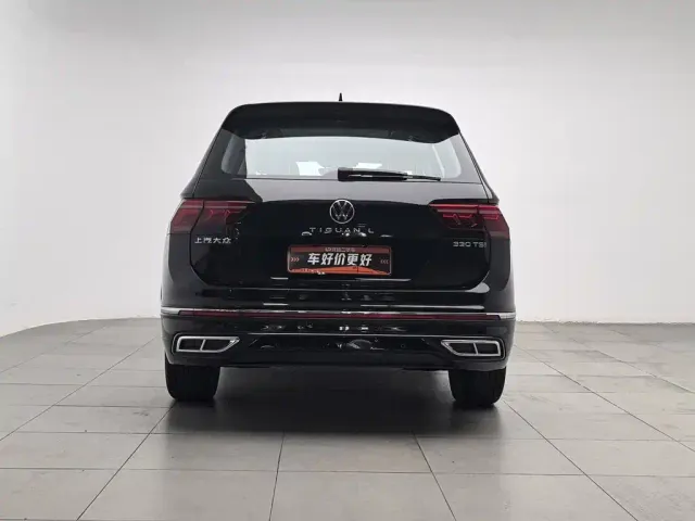 Volkswagen Tiguan L — Фото автомобиля 4