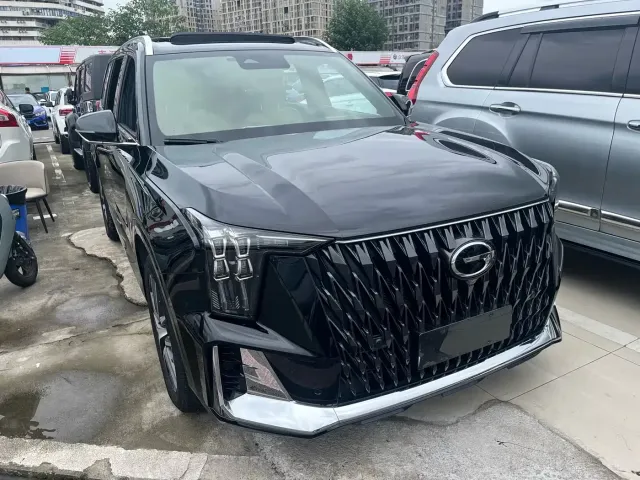 GAC Trumpchi GS8 — Фото автомобиля 3
