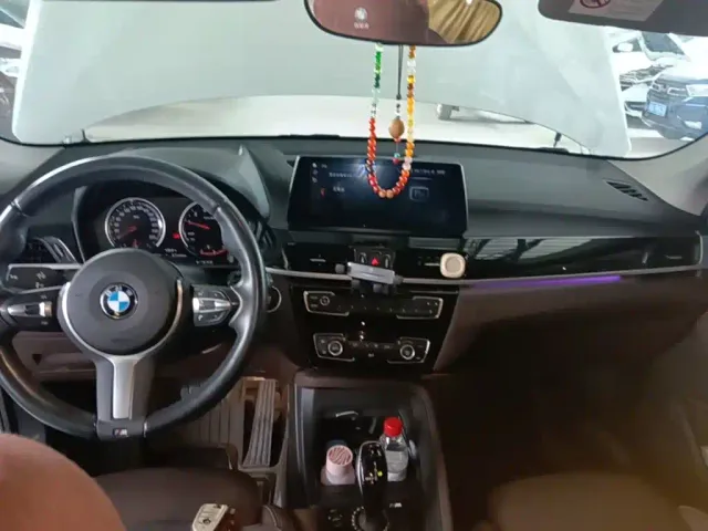 BMW X1 — Фото автомобиля 9