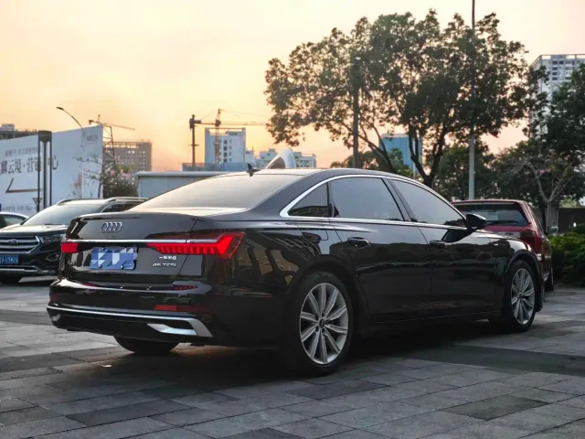Audi A6L — Фото автомобиля 3
