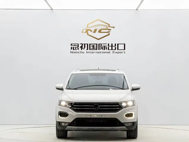 Volkswagen T-Roc — Фото автомобиля 2