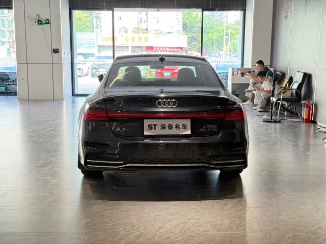 Audi A7L — Фото автомобиля 5