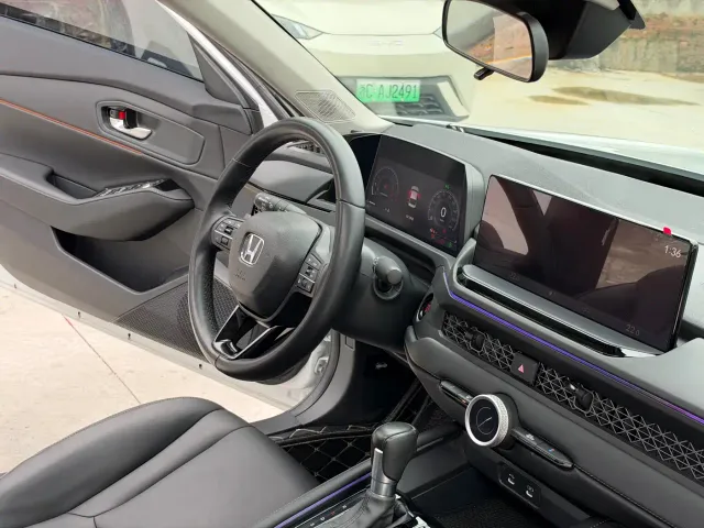 Honda Accord — Фото автомобиля 14