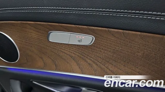 Mercedes-Benz E-Class — Фото автомобиля 16
