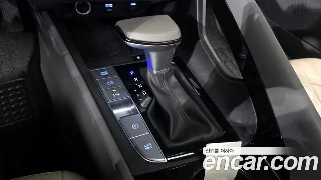 Hyundai Avante CN7 — Фото автомобиля 12