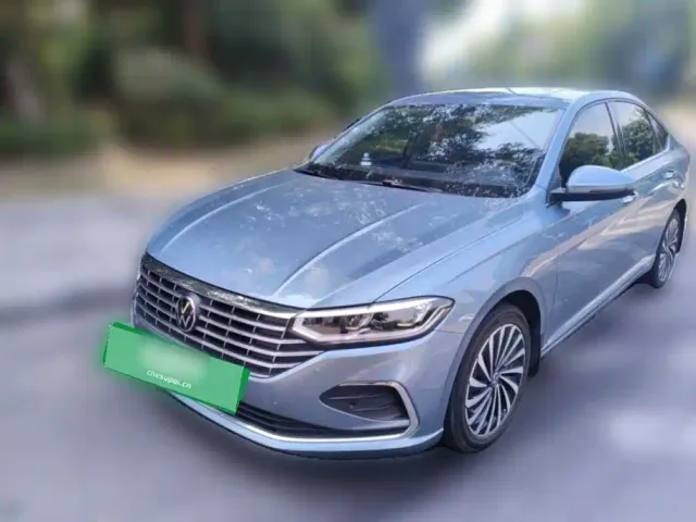 Volkswagen Lavida — Фото автомобиля 22