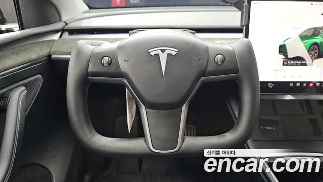 Tesla Model Y — Фото автомобиля 5