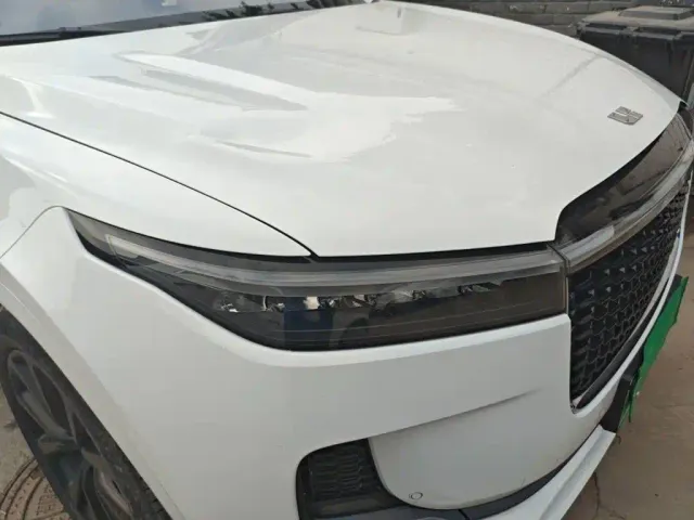 Li Auto ONE — Фото автомобиля 7