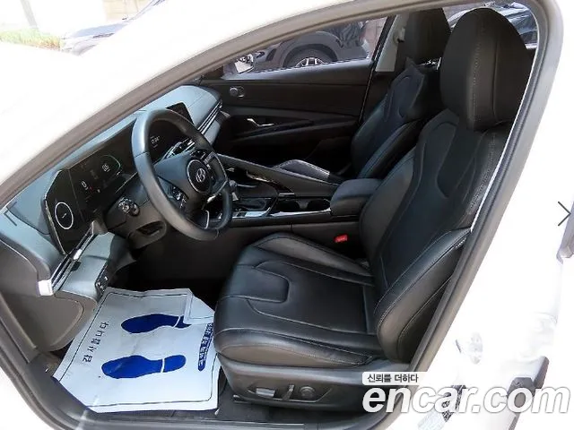 Hyundai AVANTE Новый Avante (CN7) — Фото автомобиля 5