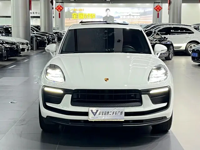 Porsche Macan — Фото автомобиля 2
