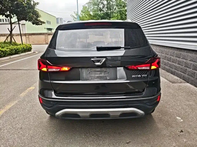 Jetta VS5 — Фото автомобиля 5