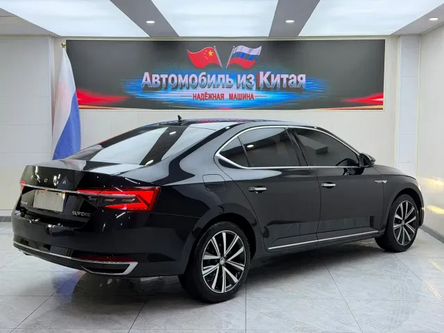 Skoda Superb — Фото автомобиля 4