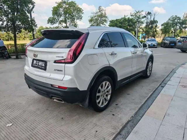 Cadillac XT4 — Фото автомобиля 8
