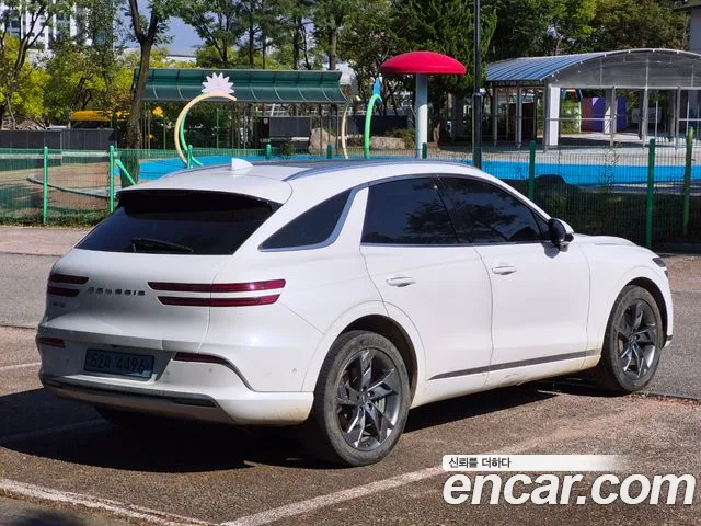 Genesis GV70 Electrified — Фото автомобиля 4