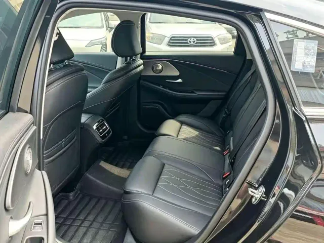 Chery Arrizo 8 — Фото автомобиля 7