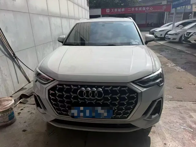 Audi Q3 — Фото автомобиля 2