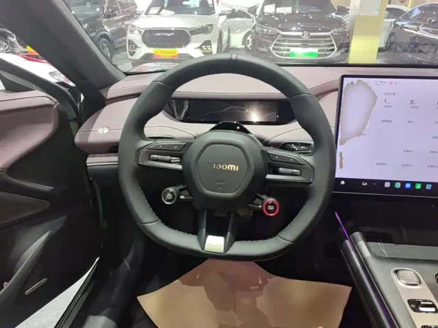 Xiaomi SU7 — Фото автомобиля 10