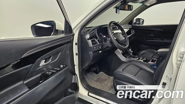 KGM Korando Beautiful — Фото автомобиля 15