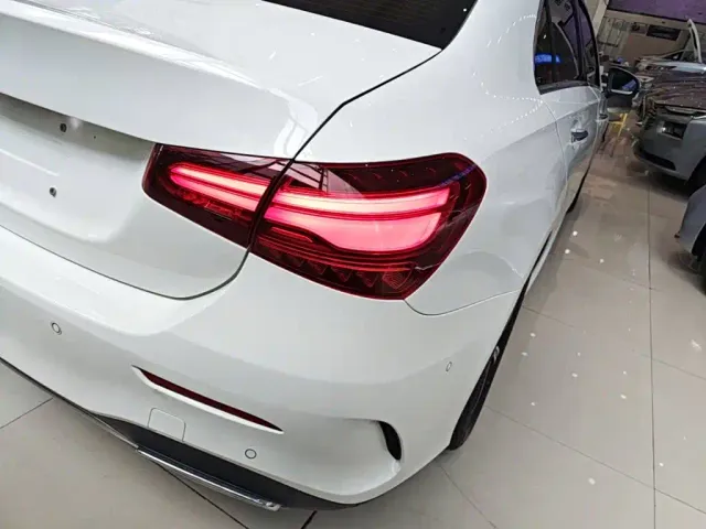 Mercedes-Benz A-Class — Фото автомобиля 7
