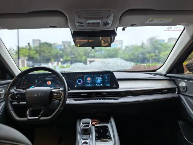 Chery Arrizo 8 — Фото автомобиля 10
